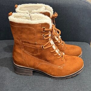 Sonomas Women's 10 Wide Brown Lace-Up Boots Never Worn